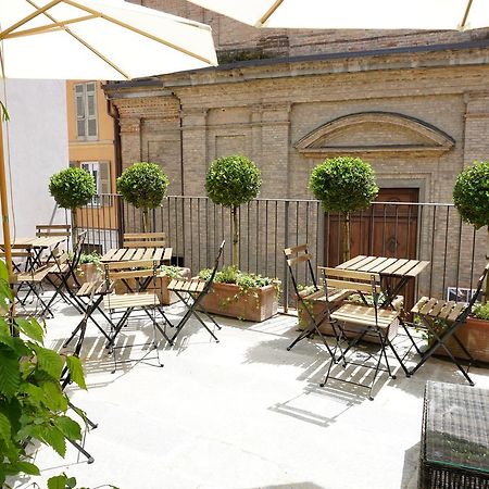 La Canonica - Charming Self-Catering Apartments In Nizza Monferrato Bagian luar foto