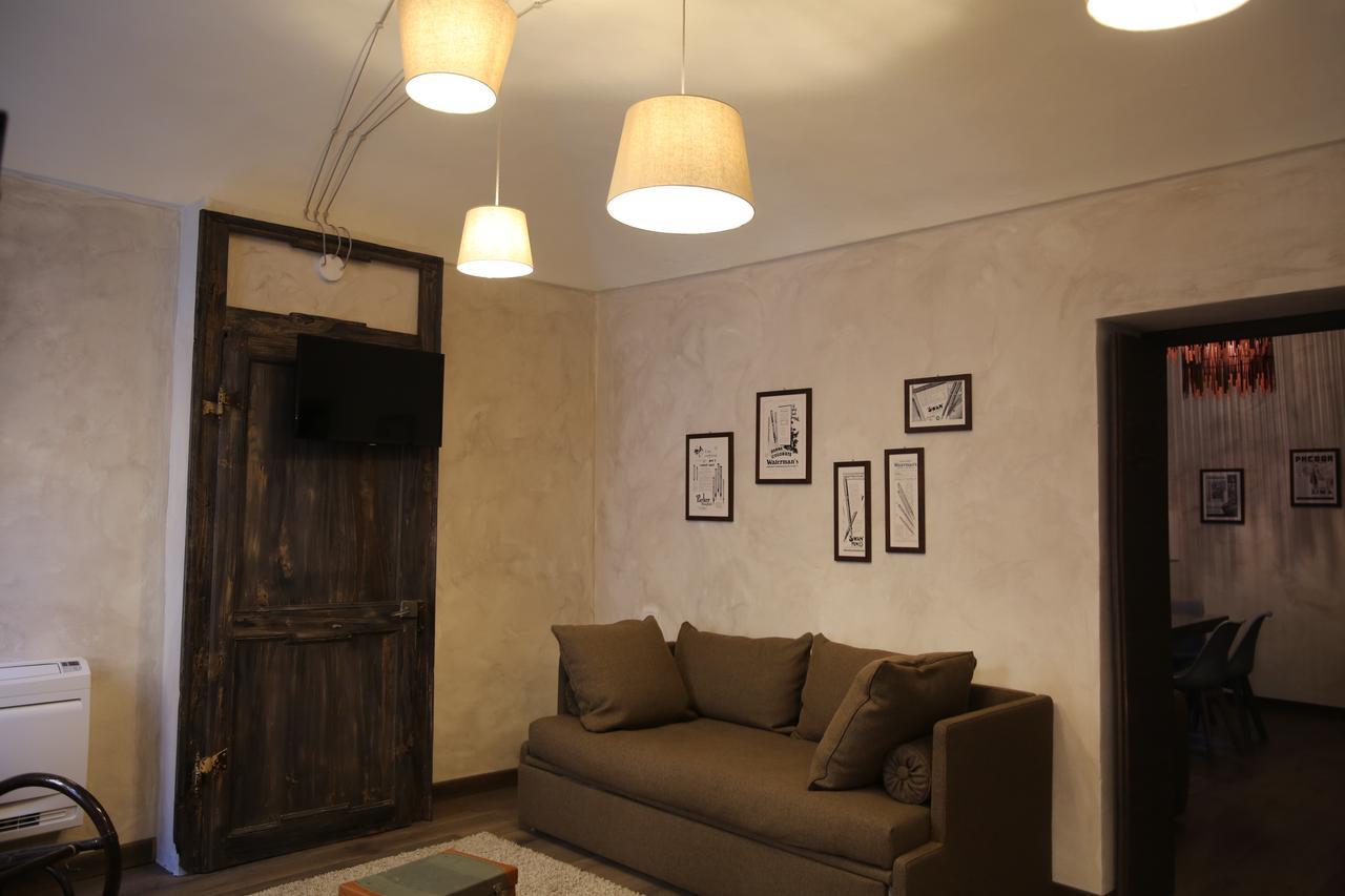 La Canonica - Charming Self-Catering Apartments In Nizza Monferrato Bagian luar foto