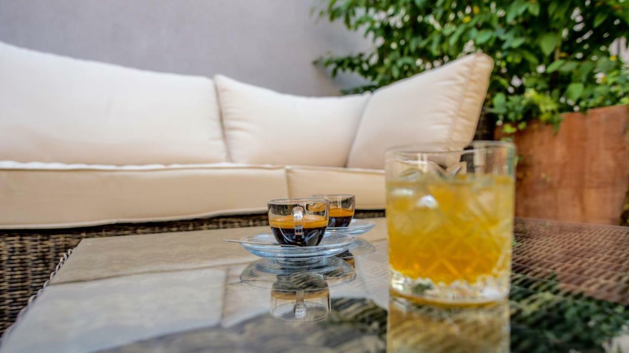 La Canonica - Charming Self-Catering Apartments In Nizza Monferrato Bagian luar foto