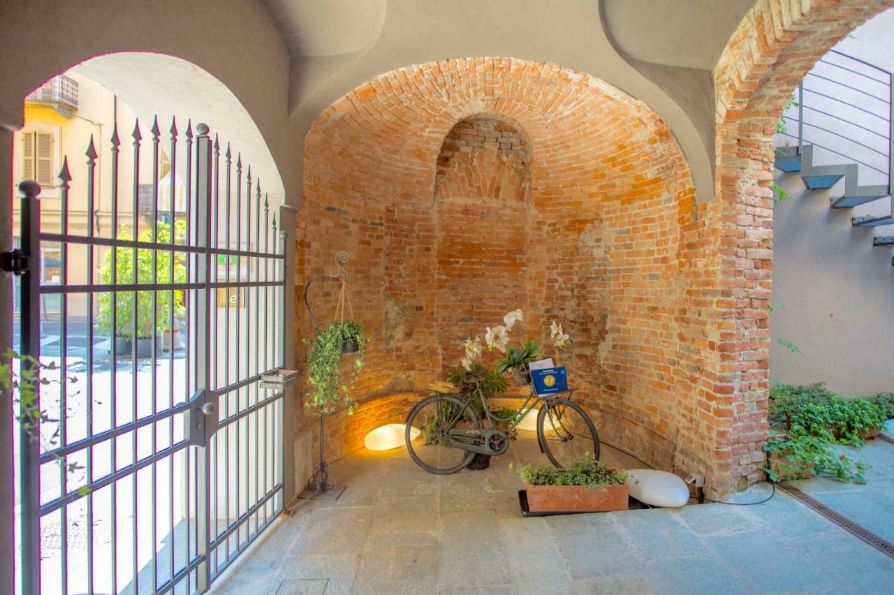 La Canonica - Charming Self-Catering Apartments In Nizza Monferrato Bagian luar foto