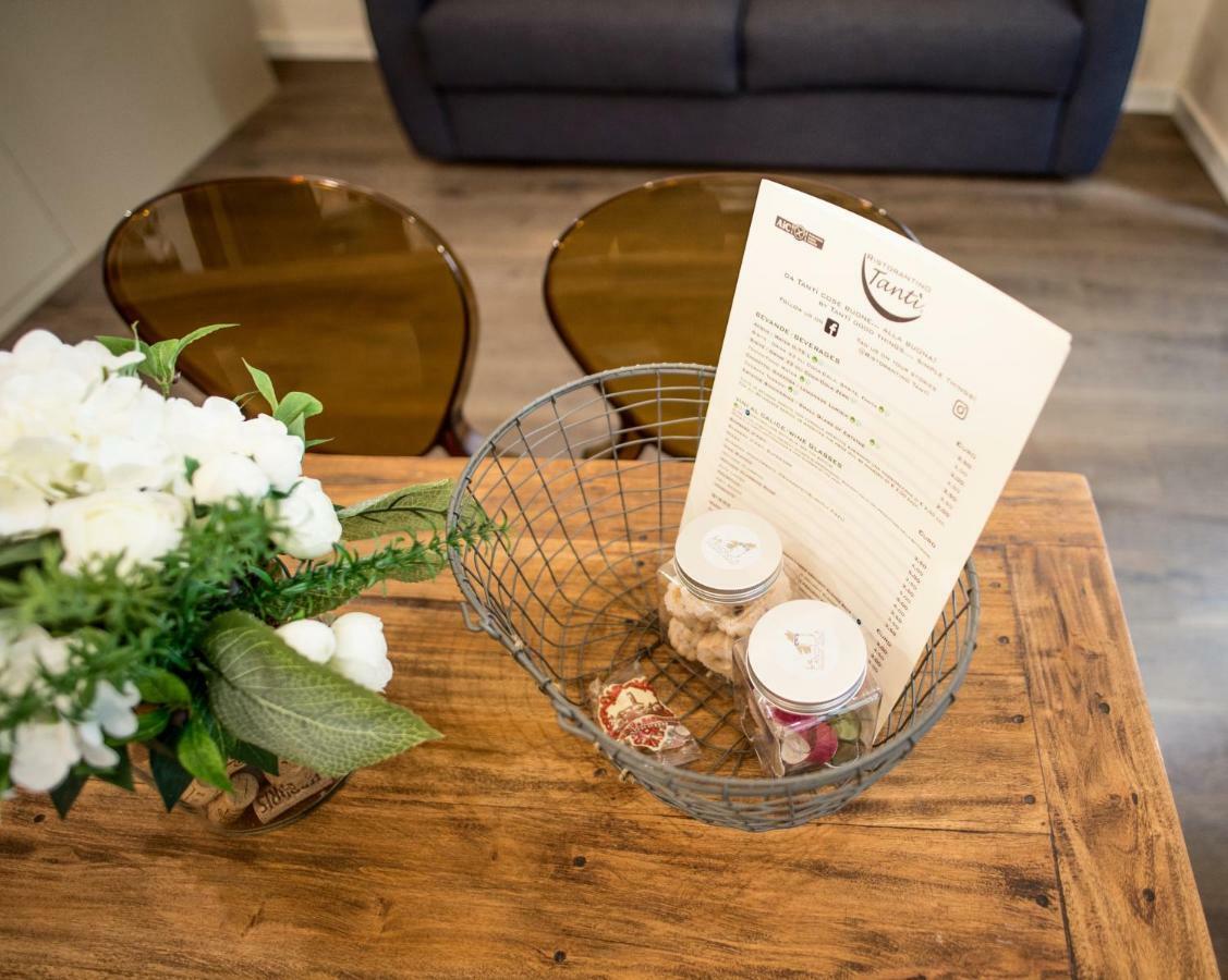 La Canonica - Charming Self-Catering Apartments In Nizza Monferrato Bagian luar foto