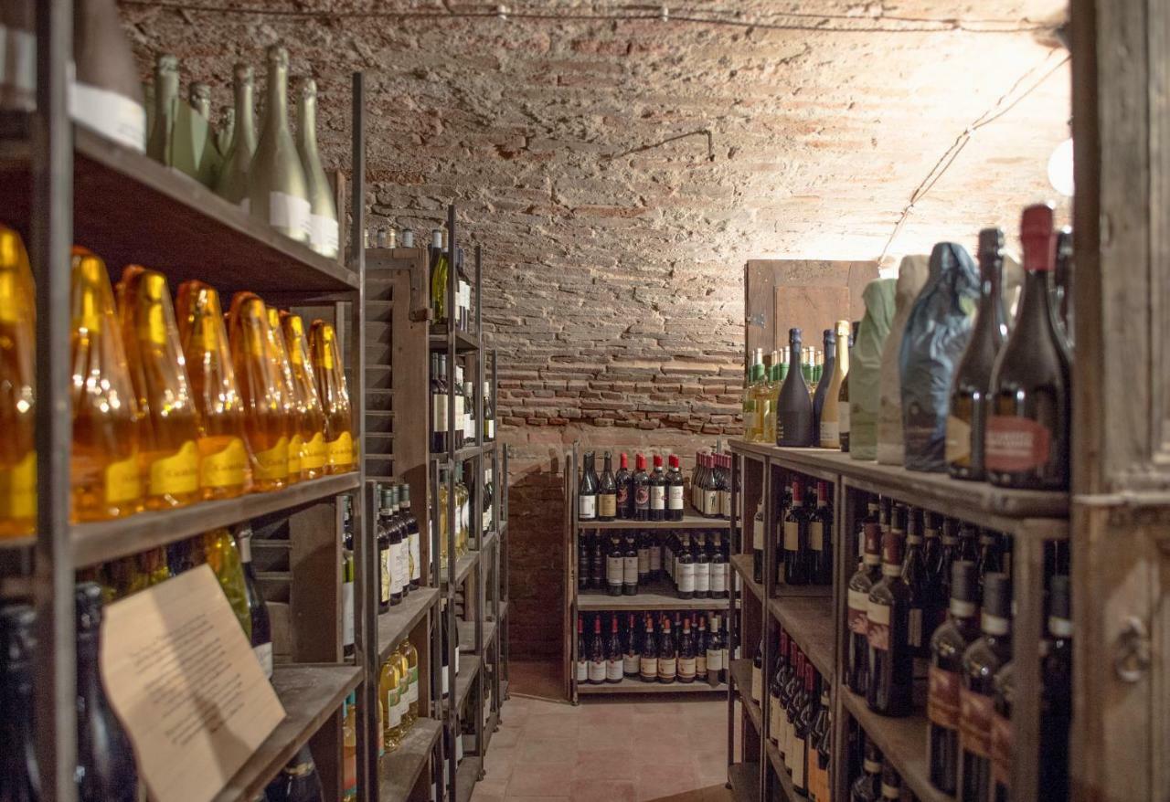 La Canonica - Charming Self-Catering Apartments In Nizza Monferrato Bagian luar foto